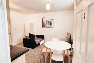 Image de Cosy S\/C Flat Nr Nottingham City
