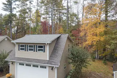 Image de Hiawassee Hideaway 1 Bedroom \\ Bath Stylish Getaway in Hi River Country!