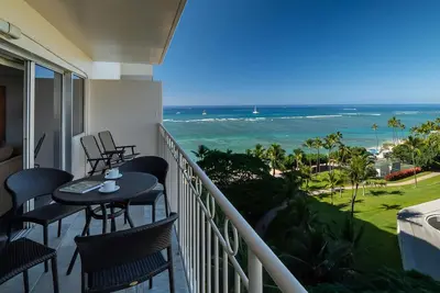 Image de Waikiki Shore 1016 Ocean View 1 Bedroom