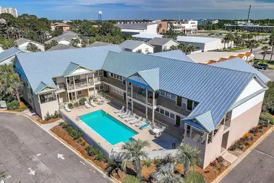 Image de Poinciana Oasis 111-Sleeps 4