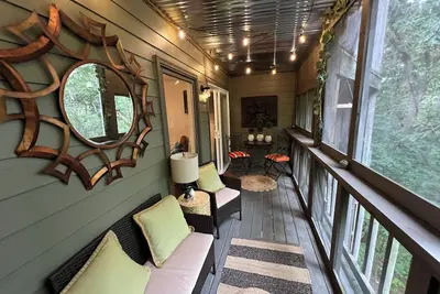 Forest Getaway & Golf at Lake