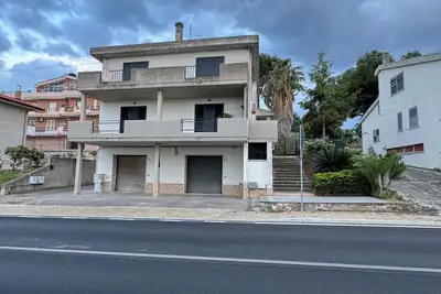 Image de Cozy apartment within walking distance of the sea, with pets allowed