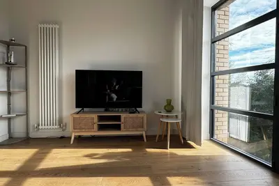 Image de London City Island 1 Bed Riverside Retreat, Private Balcony
