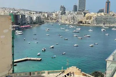 Image de Luxury Seaside Duplex Penthouse in Sliema