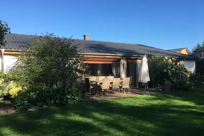 Image de Cozy vacation home with large garden in a quiet location near the North Sea coast