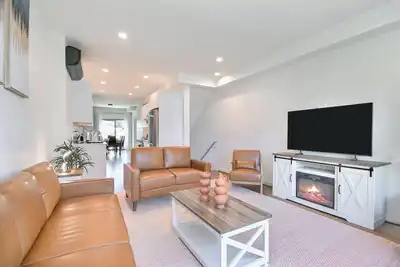 Image de New Modern Retreat in Alki Beach 3-bedroom house in enchanting Seattle