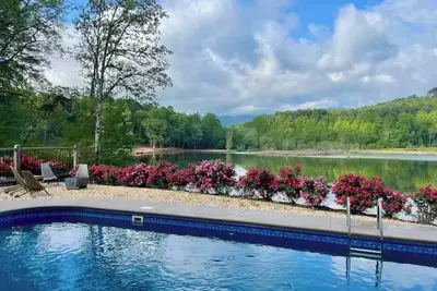 Image de Private Heated Pool! @ The House on the Cove