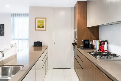 Image de Leafy Inner City Apartment Camperdown