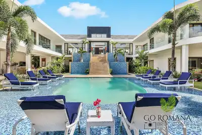 Image de Spacious luxury villa with 6 bedrooms and WiFi, fitness room Casa de Campo D. R.