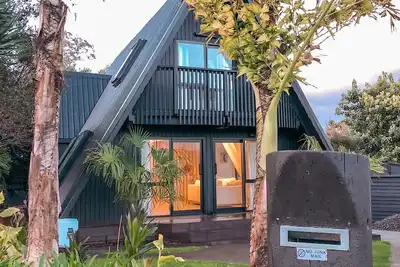 Image de Charming Chalet – The Perfect Coastal Retreat
