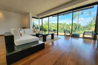 Image de Luxury spacious family penthouse Layan Laguna