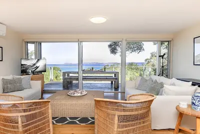 Image de Ocean views, easy walk to beach and national park