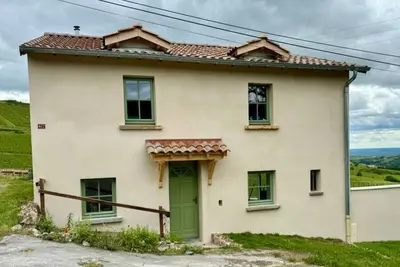 Image de Le Petit Paradis, jolie maison familiale avec superbe vue 180° sur les vignes