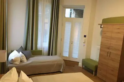 Image de 2 Studios-apartment with shared terrace