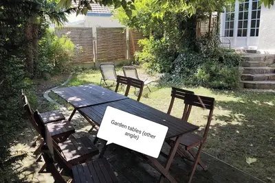 Image de Large family house with parking and commuting distance to Paris