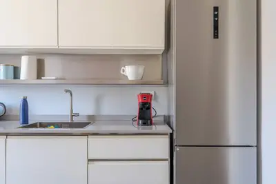 Image de Bright and modern, four rooms apartment