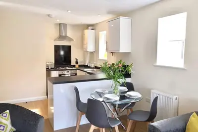 Image de Razia Apts 8 (Westminster | 2 Bed 1st Floor Apt.