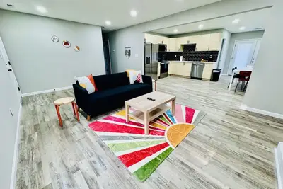 Image de Modern Boho Style Home With in Minutes of Belews Lake
