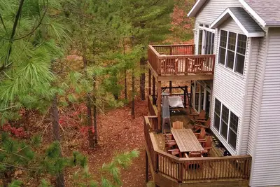 Image de Fall Retreat w/ Game room, near Mackinaw and Harbor Springs! \n