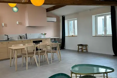 Image de Lyon Bellecour quartier calme  proximité musée tissus - idéal famille