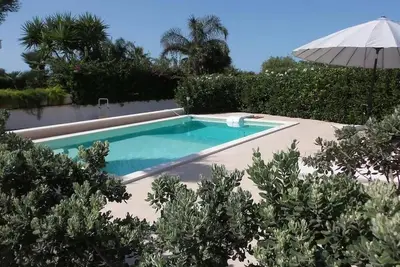 Image de Beautiful villa with garden and private pool a short distance from the sea.