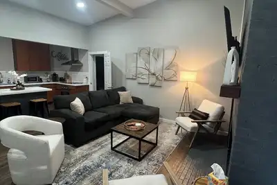 Image de Midtown Retreat - near Texas A&M. . . Updated!