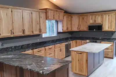 Image de 6-bedroom, 3 bath house with Ac, WiFi. 30 min to ski slopes. 3 hrs to Zion.