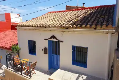Image de Exclusive and authentic Sleeping Beauty house with a medieval and romantic atmosphere!