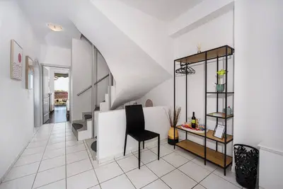 Costa Luca - Stunning 3-Floor Villa with Panoramic Sea Views in Vouliagmeni