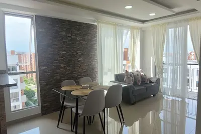 Image de Cali Valle Del Lili apartment 10th floor modern and beautiful view.