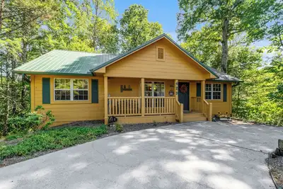 This cute home is one level with just a couple of steps, perfect for Elderly