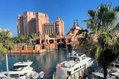 Image de 2 Bedroom Lock-off in Paradise Island 3/1/25-3/8/25