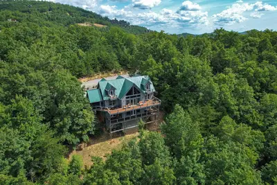 Image de Cabin w/ Mountain Views, Hot Tub & Game Room!