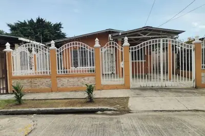 Image de Is a comfortable in a quiet neighborhood Ideal for families and friends