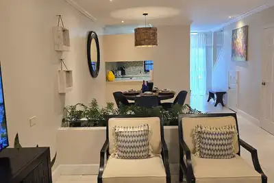 Image de A Hidden Sanctuary @ La Blanc. A 2-bedroom townhome in Nassau with WiFi and Ac