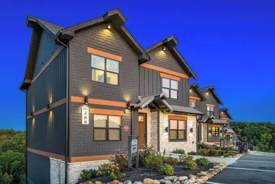 Image de 5-bedroom, Water Park, indoor pool, jacuzzi, game room, pet friendly, sleeps 16