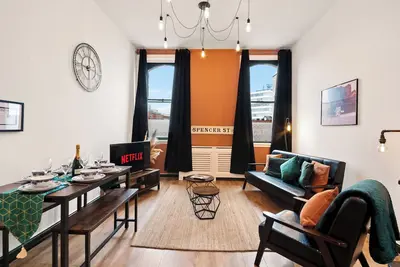 Image de 3 Bed Flat - Sleeps 7 - Parking - Wifi