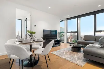 Image de Gorgeous City Views 70th Floor 3br Apt w/ Pool&Gym