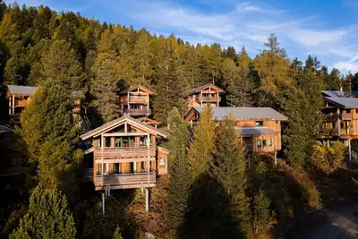 Image de Chalet spacieux avec sauna infrarouge