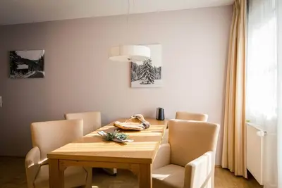 Image de Appartement de bon goût avec balcon