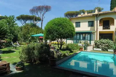 Image de Huge Villa with Swimming Pool in the heart of Rome