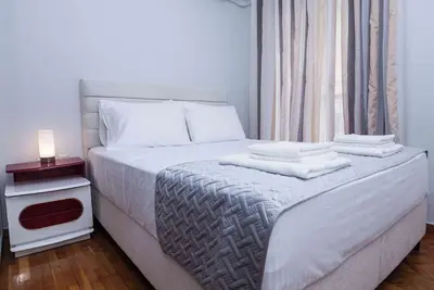 Image de Central 2 Bd Apt with Balcony by Monastiraki