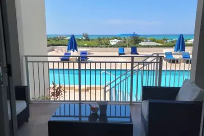 Image de \"Soleil\"- Updated Luxury Studio- Turtle Cove- Stunning Carribean Views