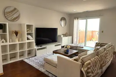 Image de Five Star Spacious 5-bedroom house in beautiful Renton with WiFi, Ac