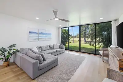 Image de Brand New Lux Condo: Pool, Golf & Resort Access