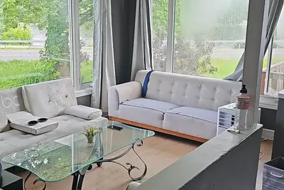 Image de Gatineau Water Front Vacation Home 3 Bedroom 1. 5 bathroom across Ottawa