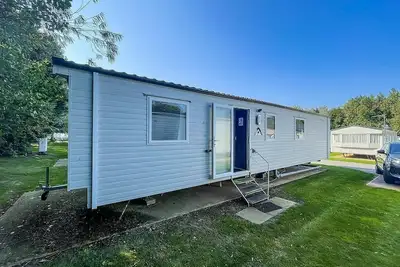 Image de Stunning 6 berth caravan at Broadland Sands Holiday Park ref 20024sv