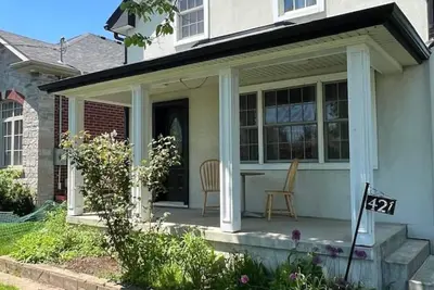 Image de 3bd Cozy Home minutes to Port Credit & Waterfront trails in Mississauga, On