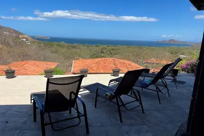 Image de Bright & Spacious Getaway with Poolside Views in Playa Hermosa Costa Rica