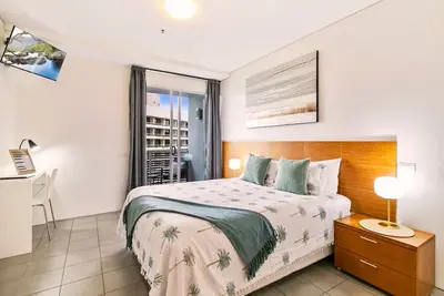 Image de Cairns Marina View Studio Apartment - Pool/Gym